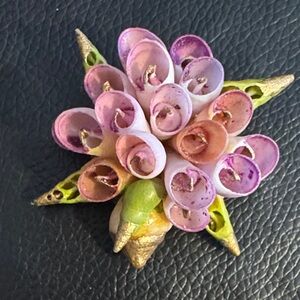 Unique Vintage Hand Crafted Pink & Green She’ll Flower Brooch